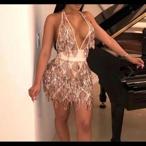 Sexy deep V bare back sequin